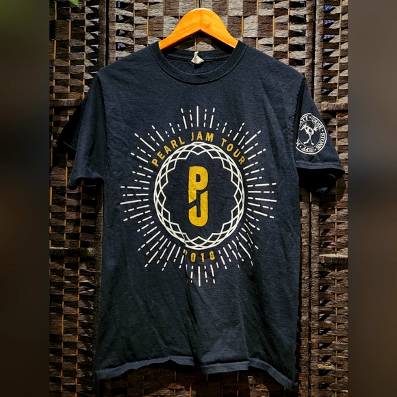 2016 Pearl jam tour T shirt - Picture 1 of 9
